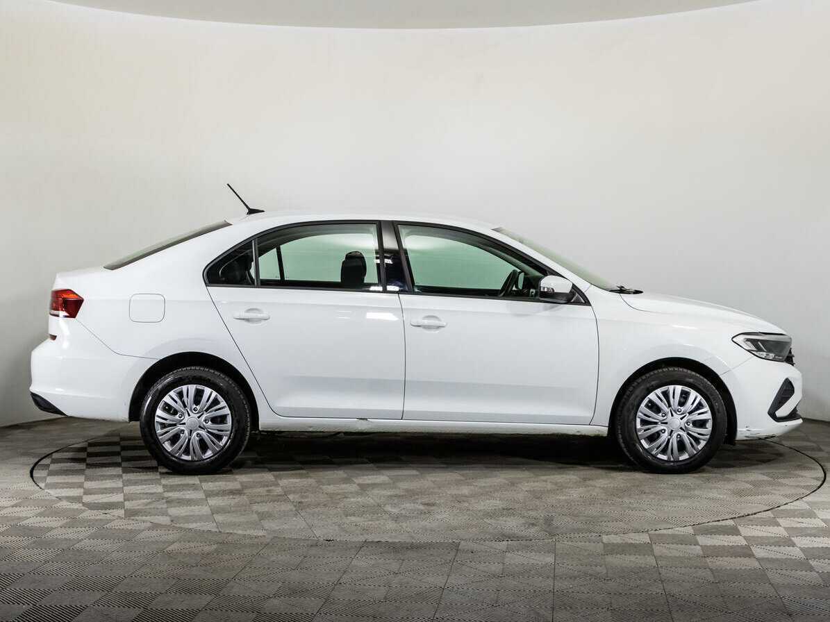 Купить Volkswagen Polo с пробегом. Фото: #3