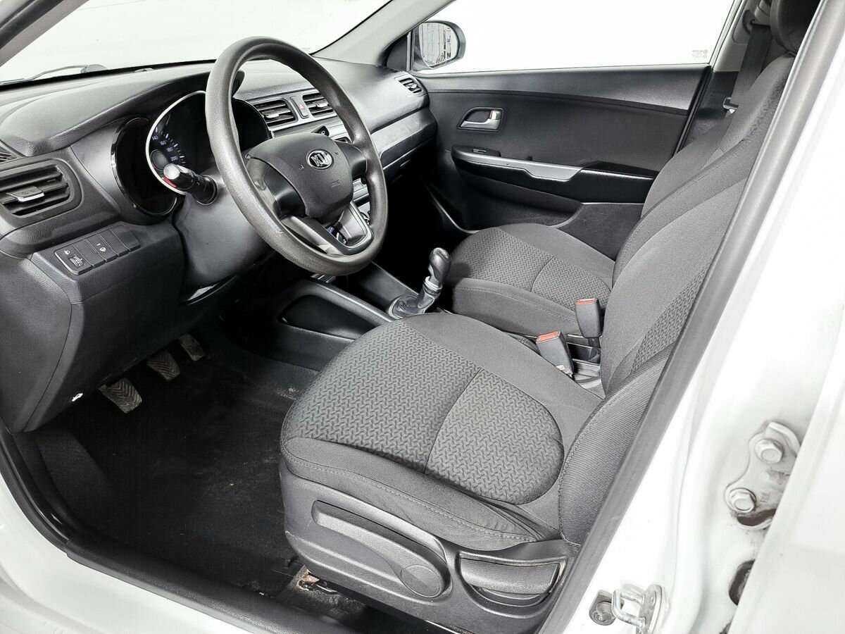 Купить Kia Rio с пробегом. Фото: #15