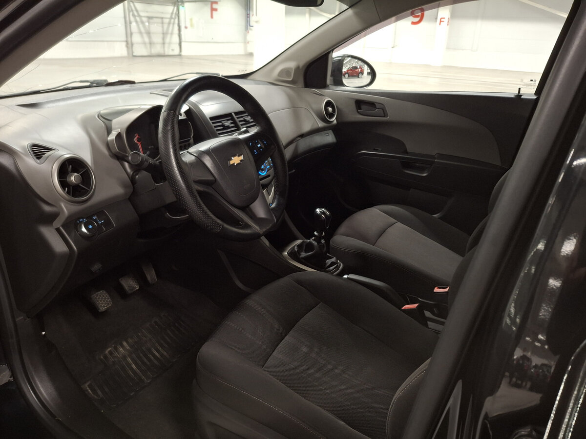 Купить Chevrolet Aveo с пробегом. Фото: #15