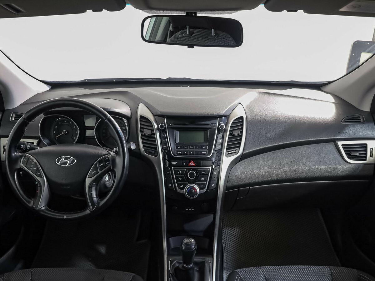Купить Hyundai i30 с пробегом. Фото: #7