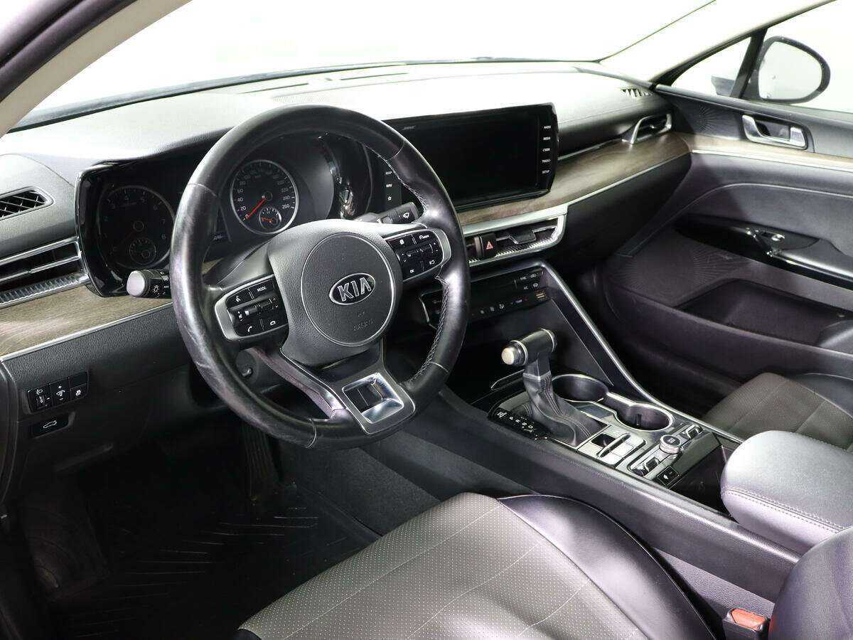 Купить Kia K5 с пробегом. Фото: #11