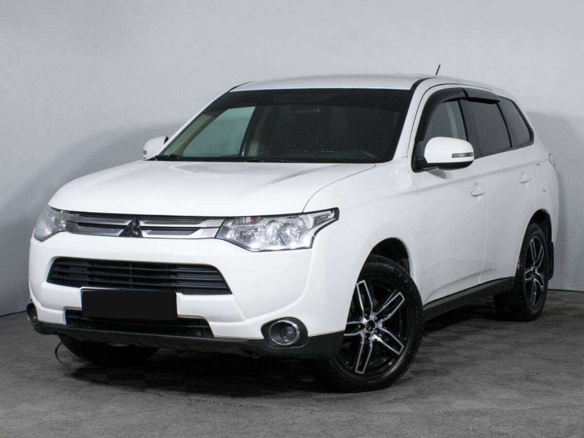 Купить Mitsubishi Outlander с пробегом. Посмотреть фото