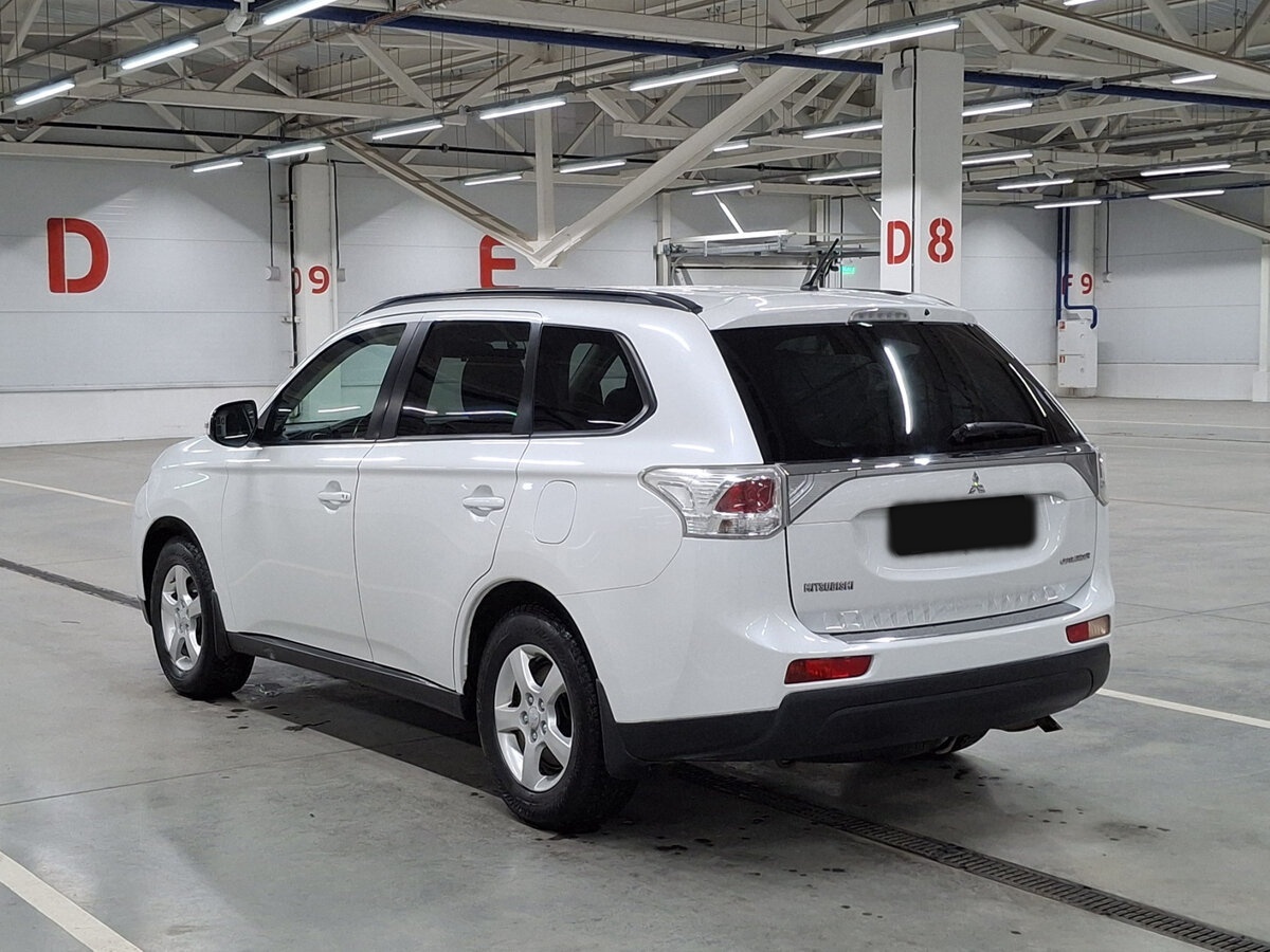 Купить Mitsubishi Outlander с пробегом. Фото: #6