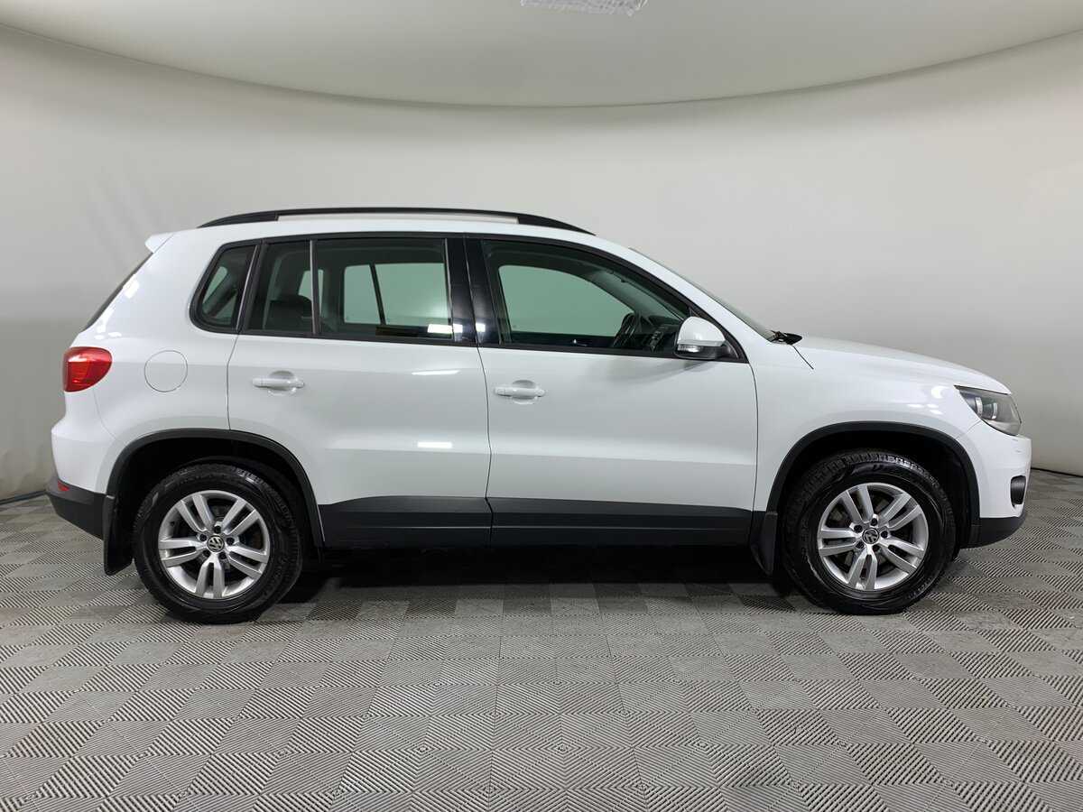 Купить Volkswagen Tiguan с пробегом. Фото: #3