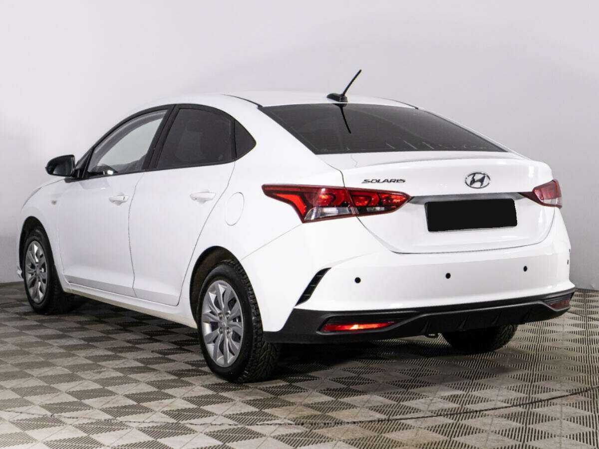 Купить Hyundai Solaris с пробегом. Фото: #6