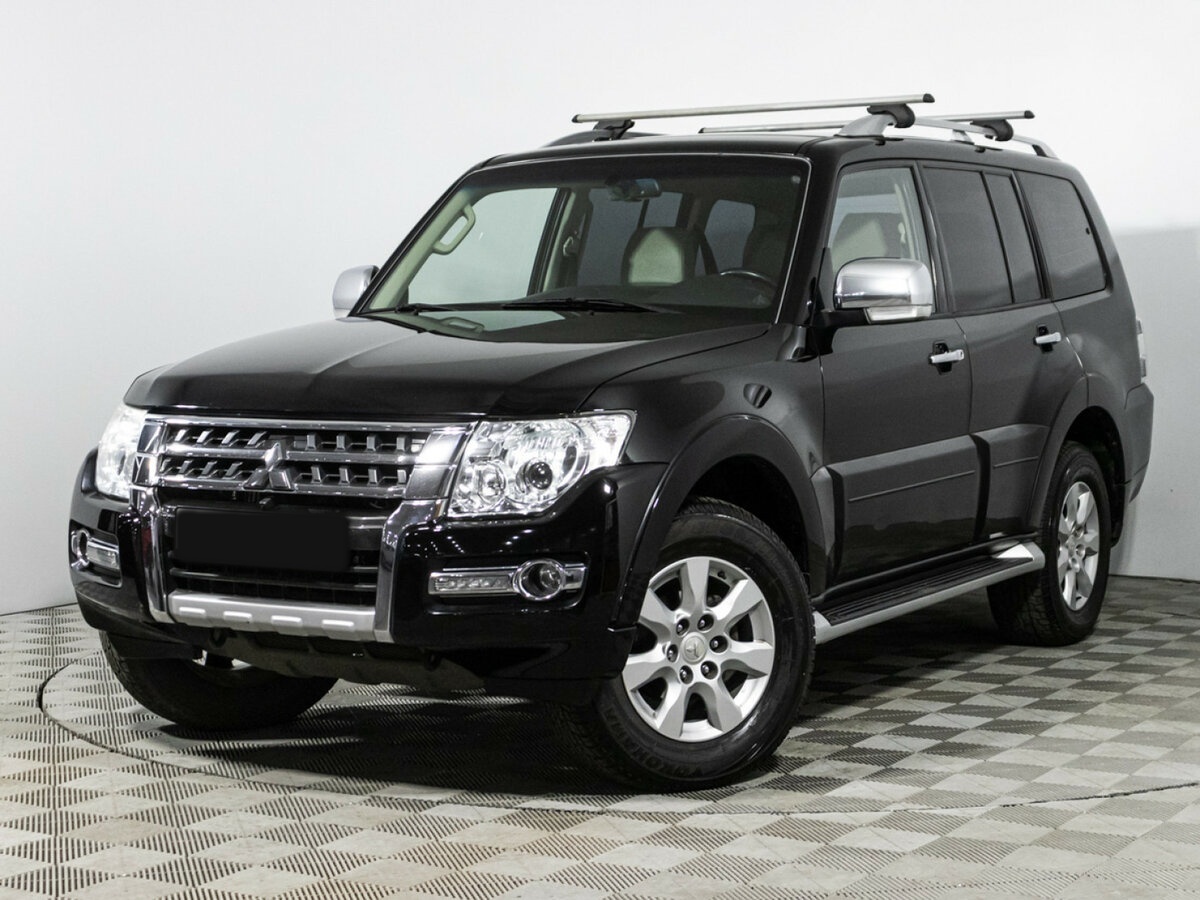 Купить Mitsubishi Pajero с пробегом. Посмотреть фото