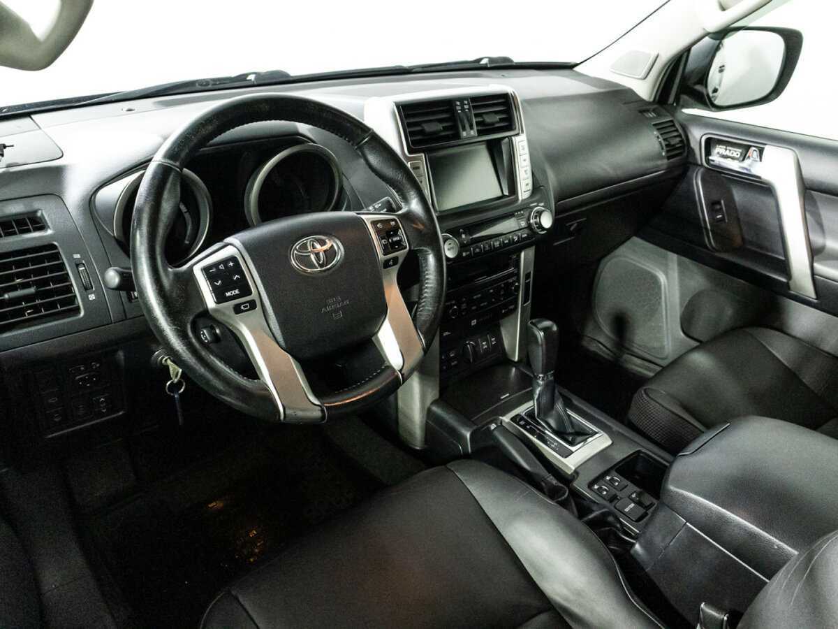 Купить Toyota Land Cruiser Prado с пробегом. Фото: #9