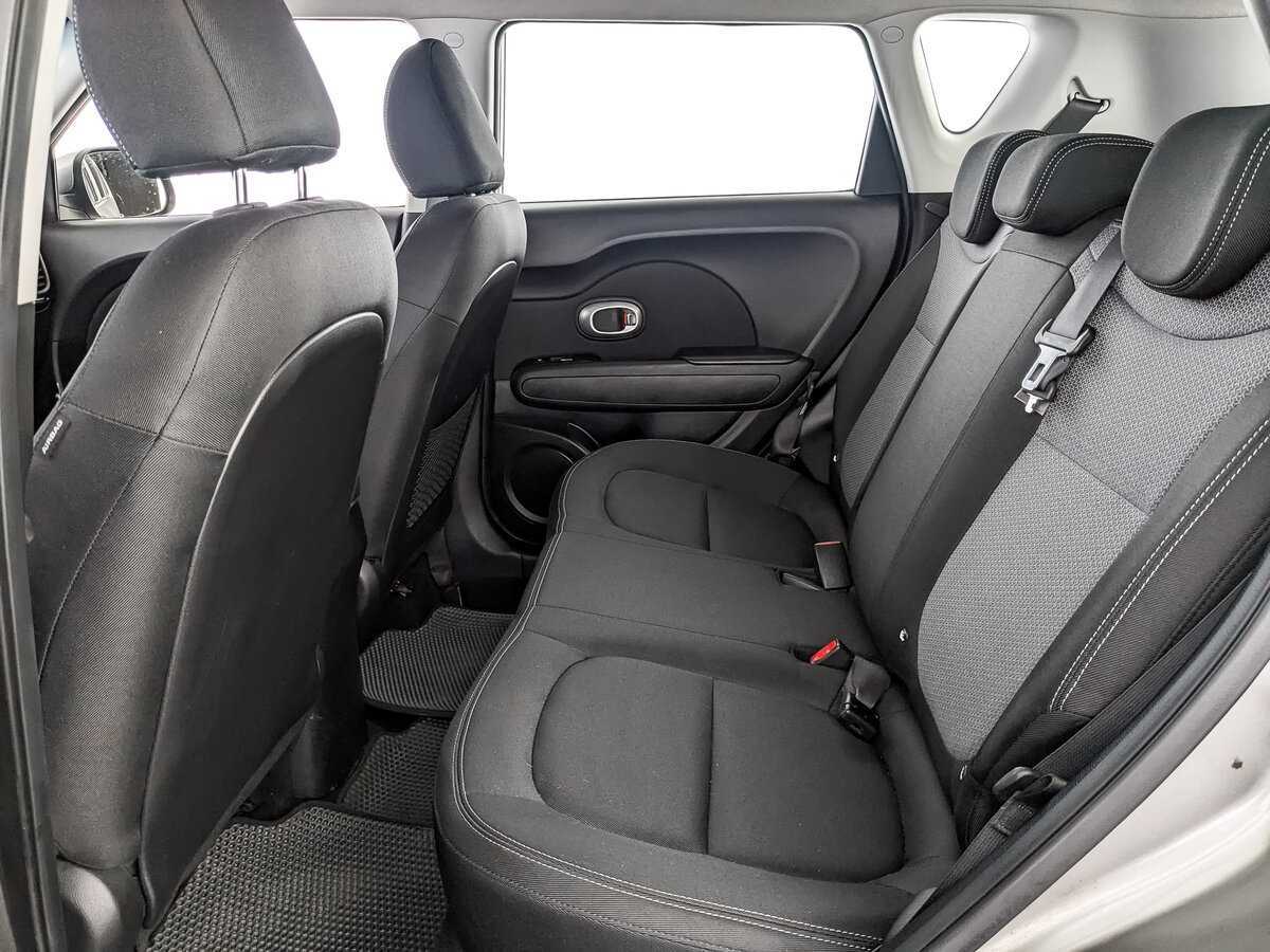 Купить Kia Soul с пробегом. Фото: #13