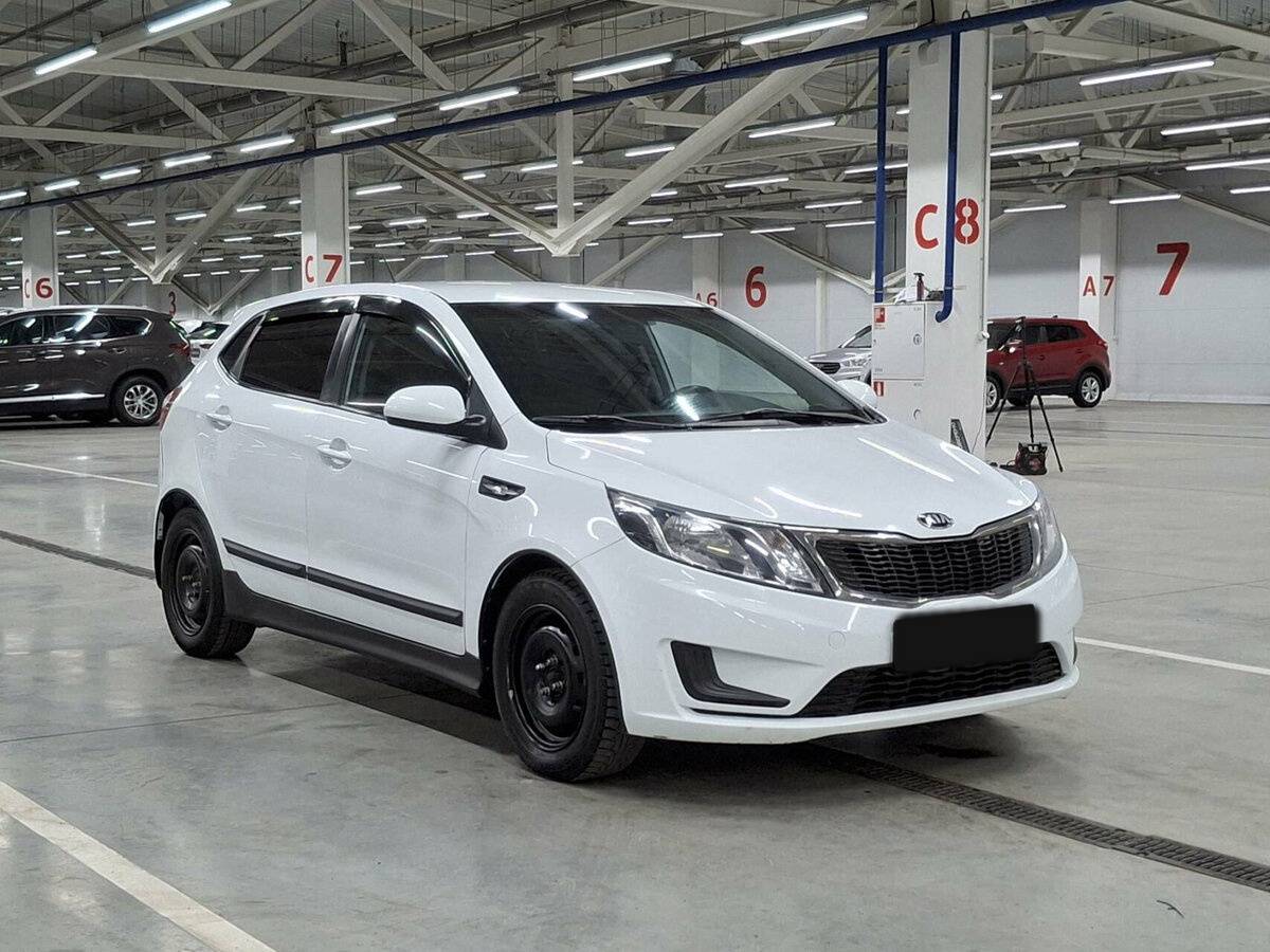 Купить Kia Rio с пробегом. Фото: #2