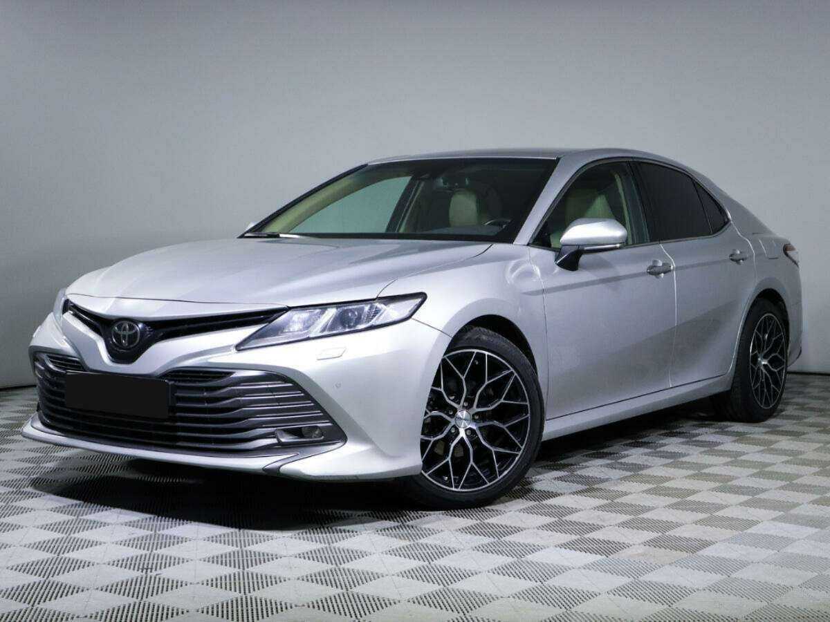 Купить Toyota Camry с пробегом. Посмотреть фото
