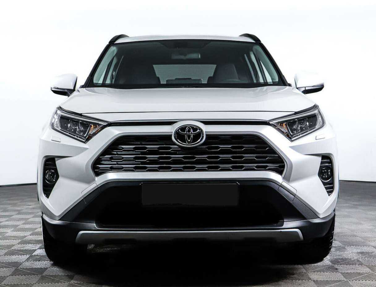 Купить Toyota RAV4 с пробегом. Фото: #1