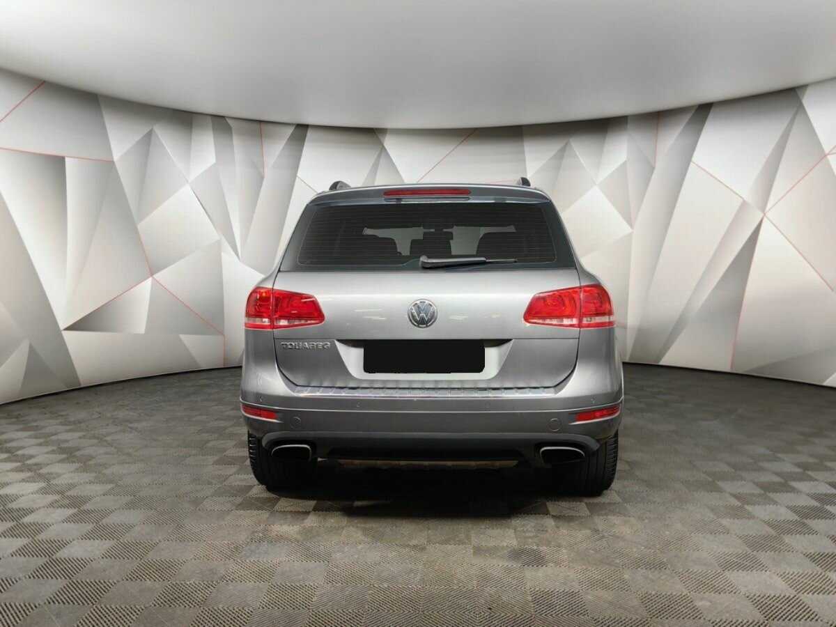Купить Volkswagen Touareg с пробегом. Фото: #6