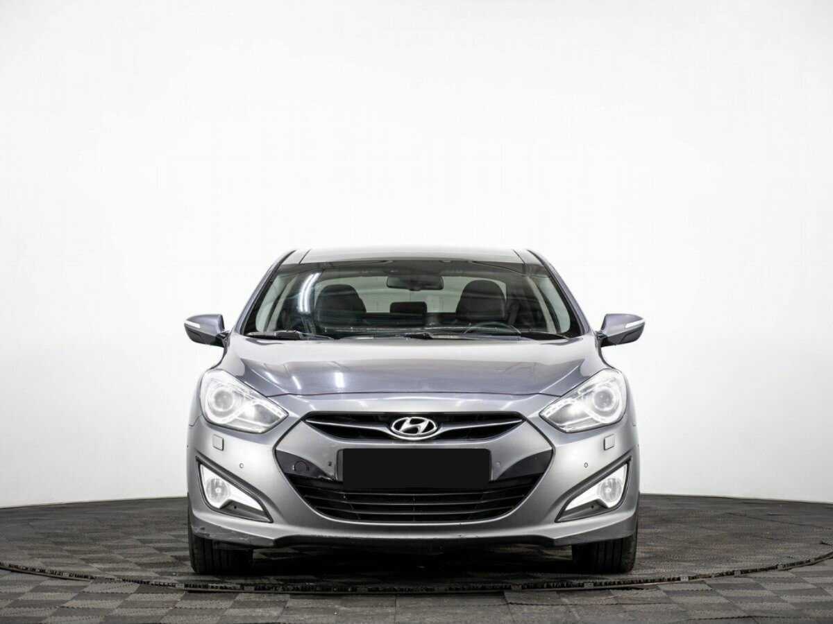 Купить Hyundai i40 с пробегом. Фото: #1