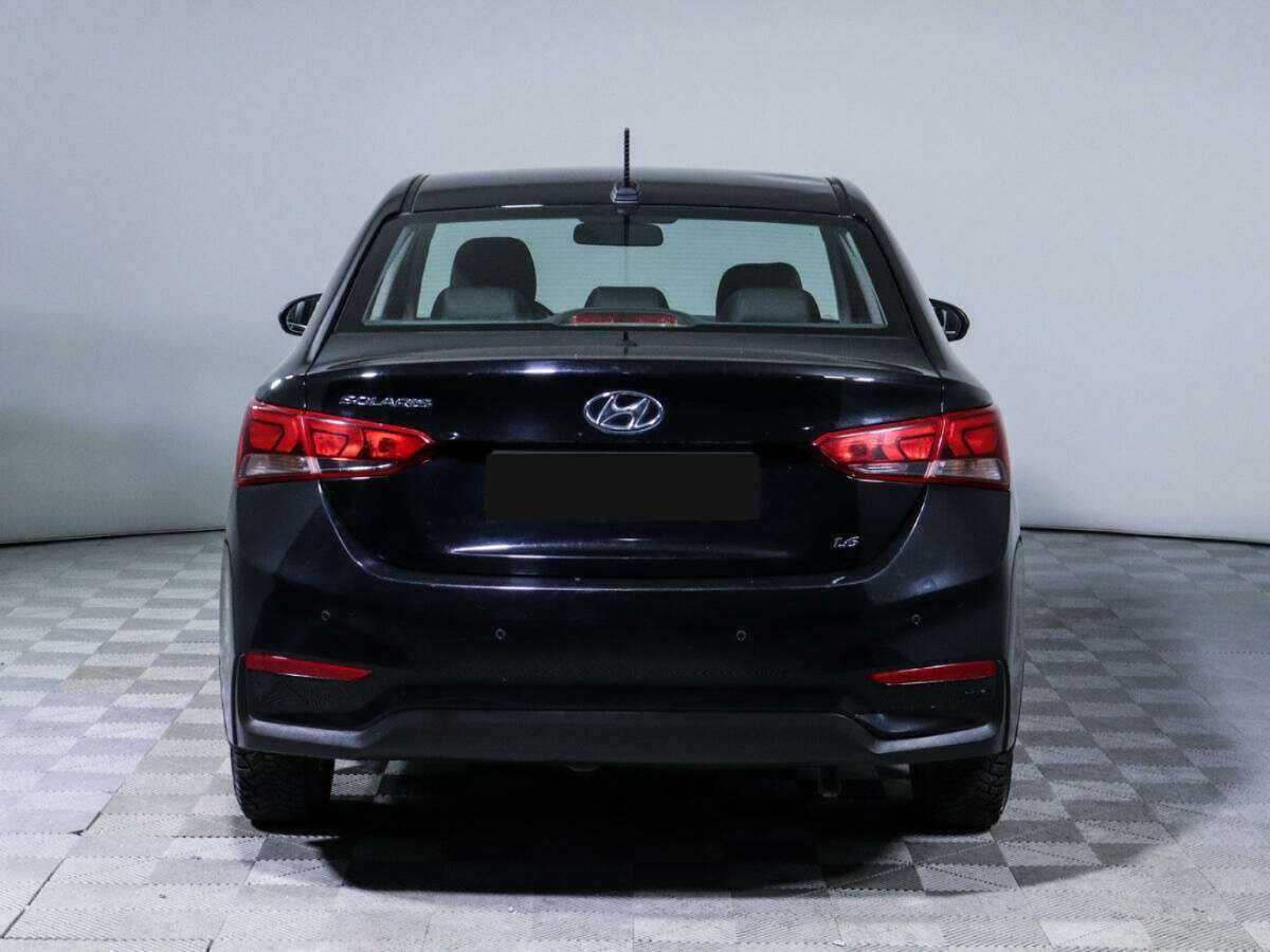 Купить Hyundai Solaris с пробегом. Фото: #4