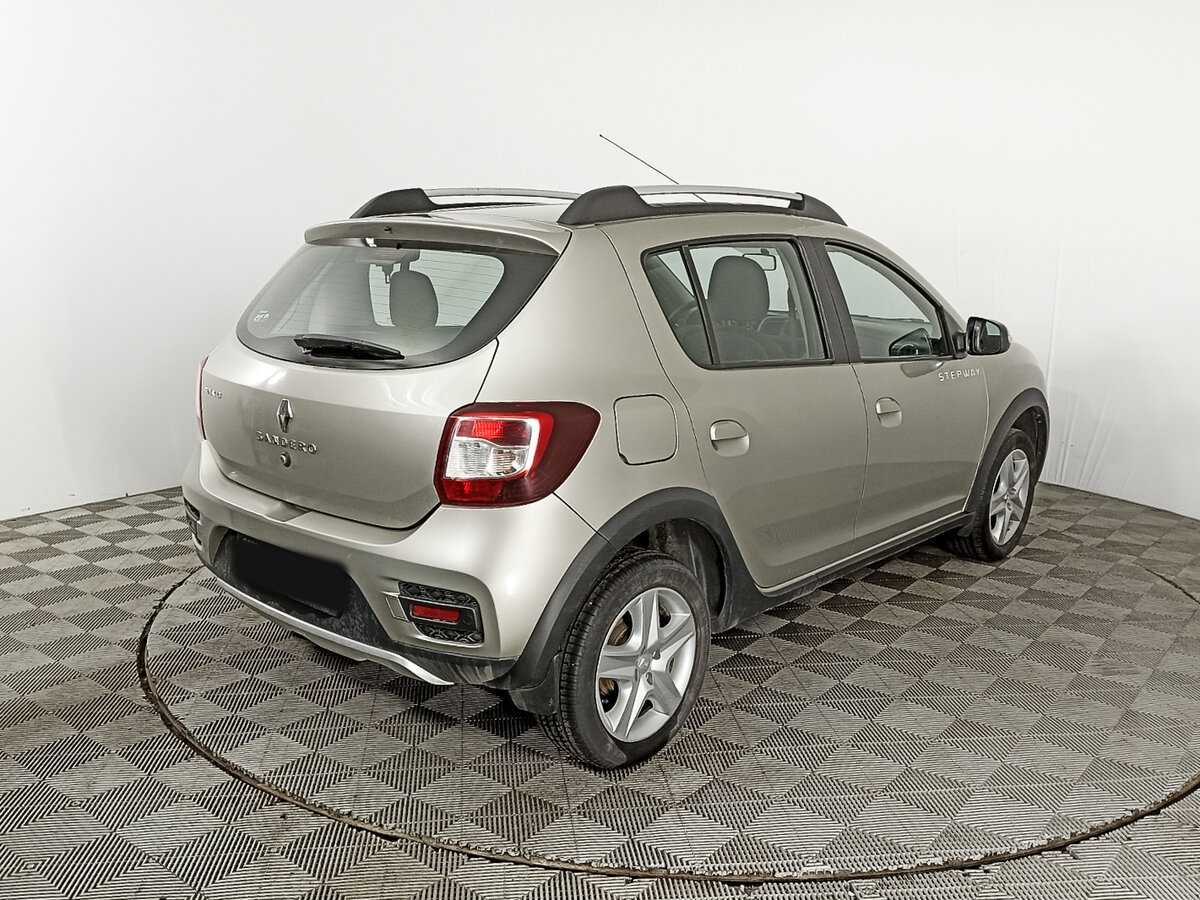 Купить Renault Sandero с пробегом. Фото: #4
