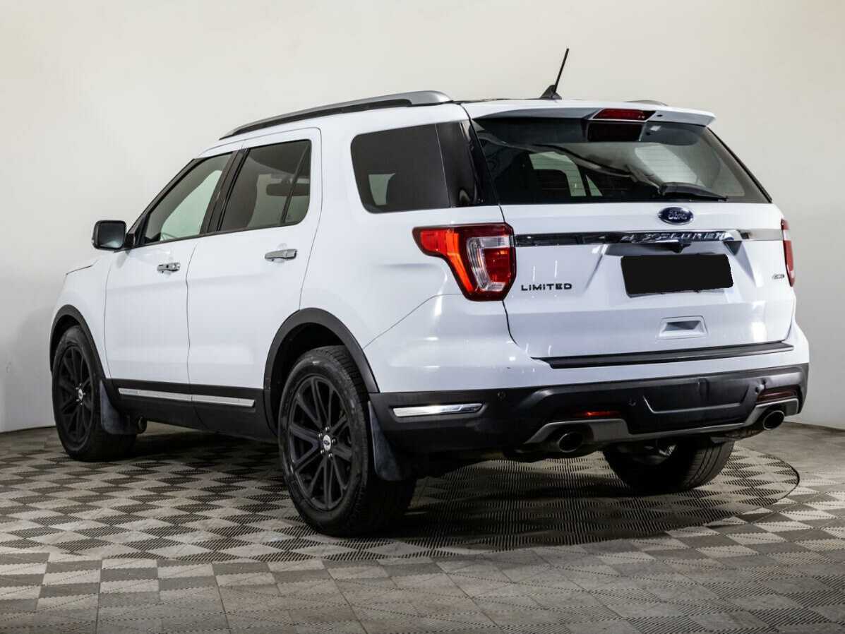 Купить Ford Explorer с пробегом. Фото: #5