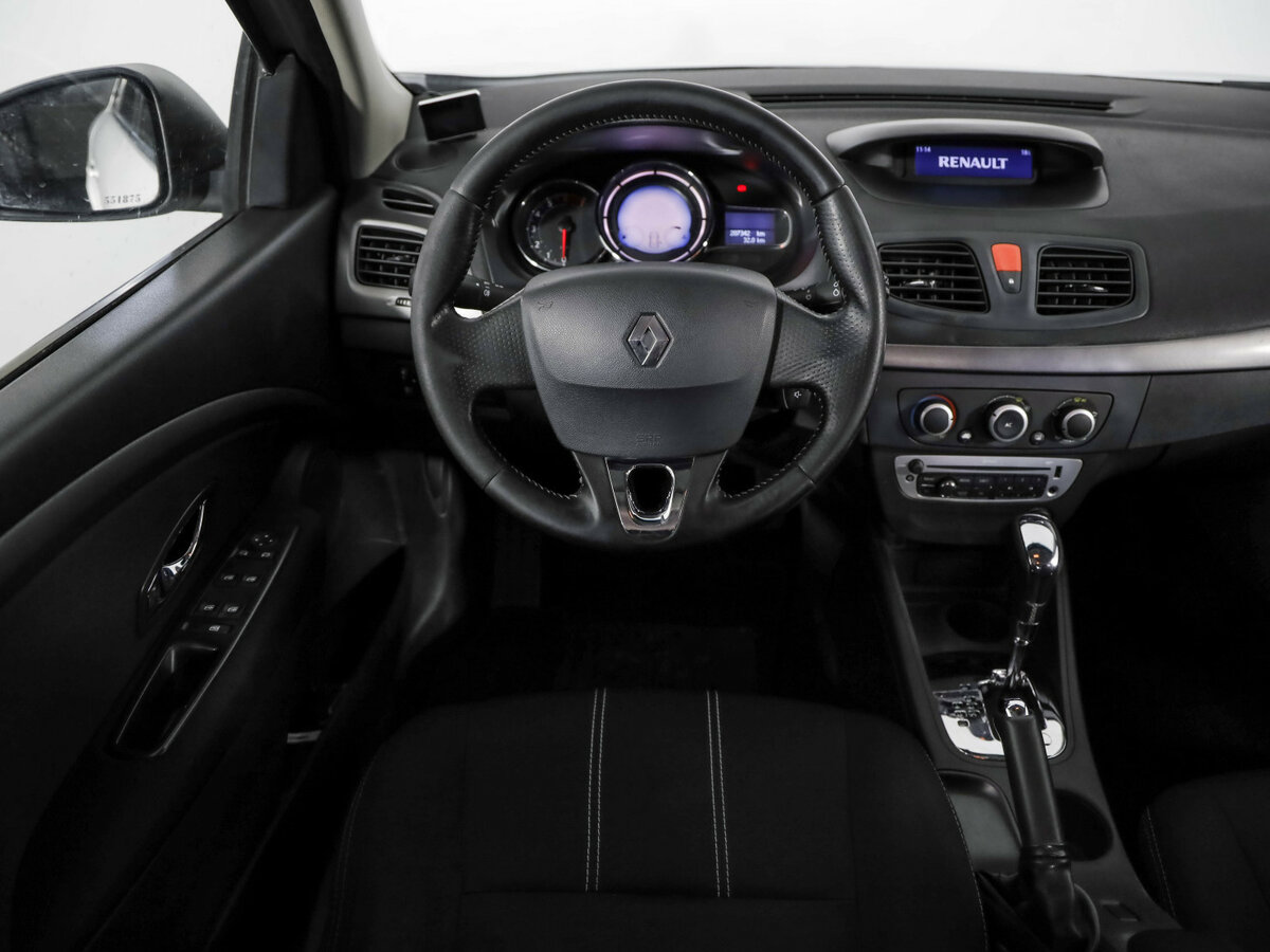 Купить Renault Fluence с пробегом. Фото: #7