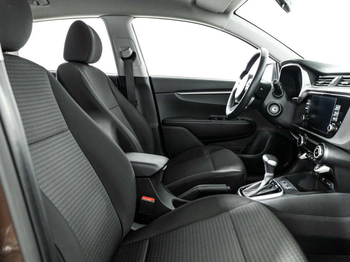 Купить Kia Rio с пробегом. Фото: #14