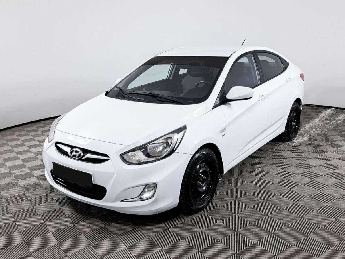 Купить Hyundai Solaris с пробегом. Посмотреть фото