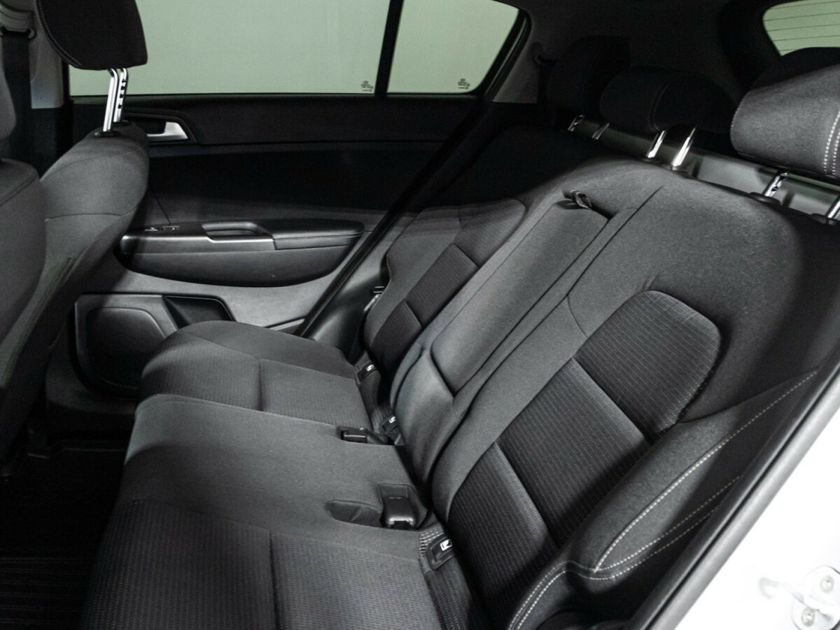 Купить Kia Sportage с пробегом. Фото: #9