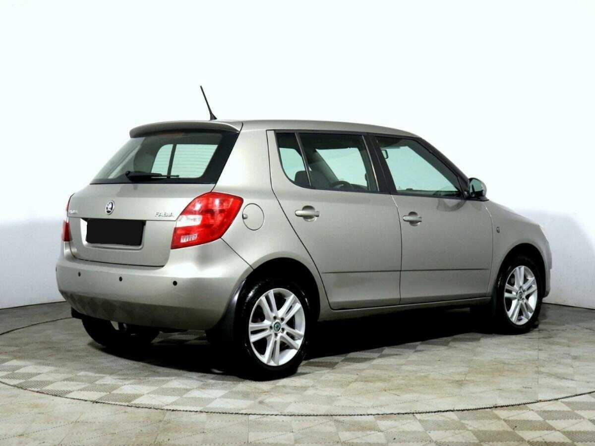 Купить Skoda Fabia с пробегом. Фото: #3