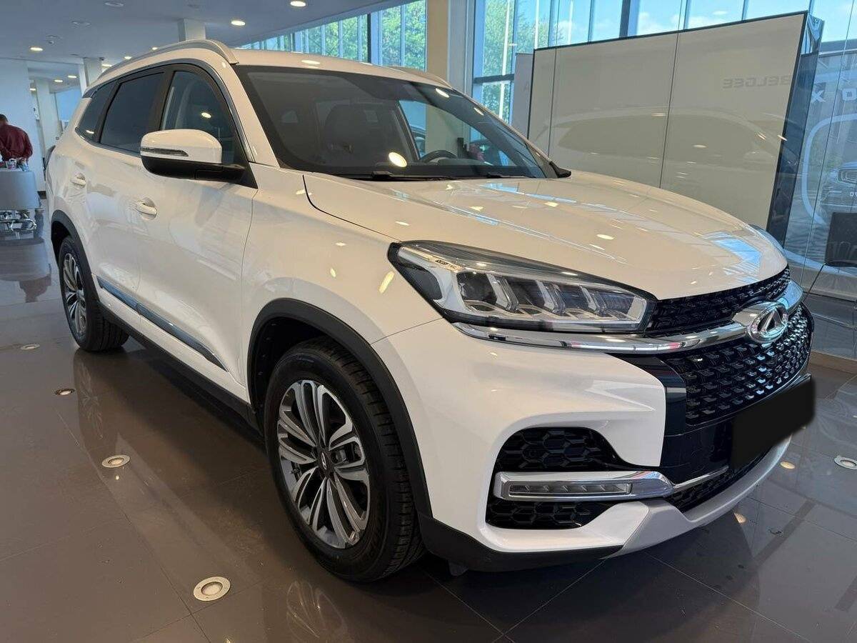 Купить Chery Tiggo 8 с пробегом. Фото: #2