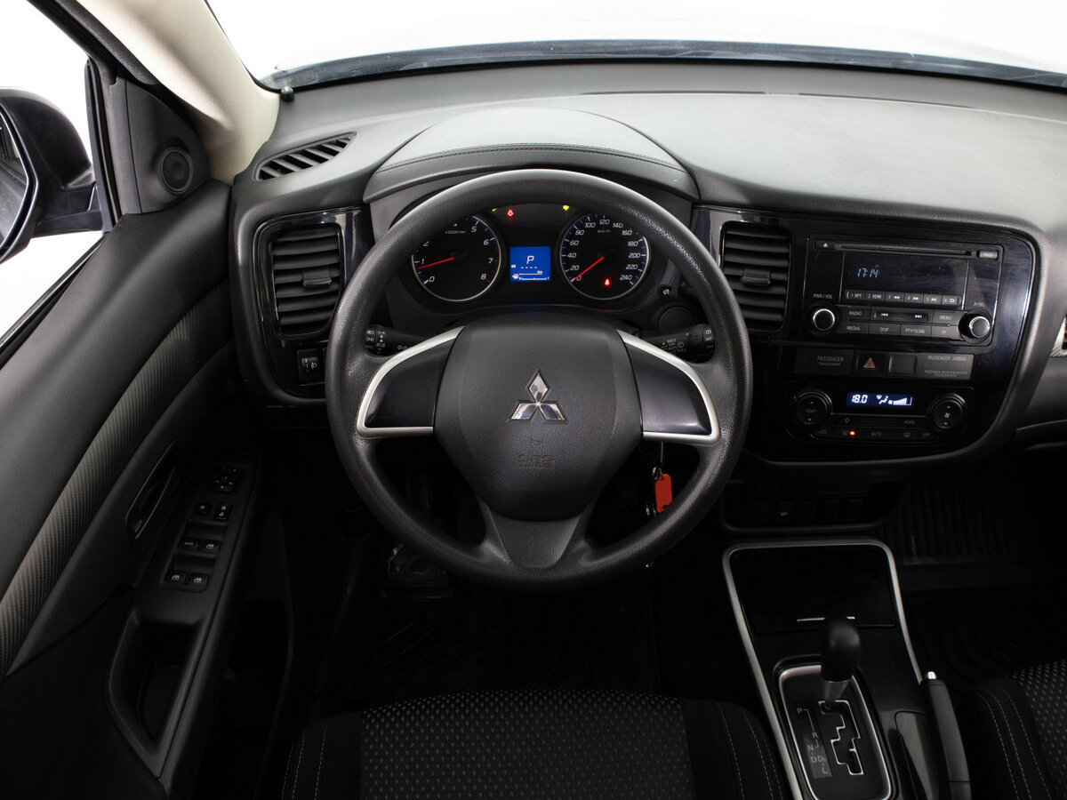 Купить Mitsubishi Outlander с пробегом. Фото: #6