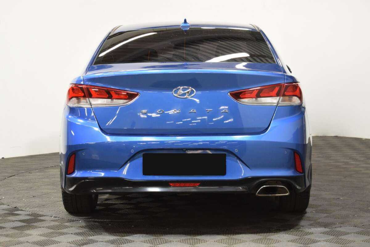 Купить Hyundai Sonata с пробегом. Фото: #4