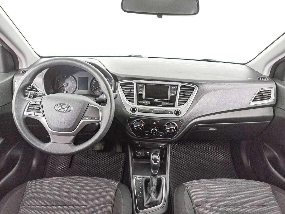 Купить Hyundai Solaris с пробегом. Фото: #13