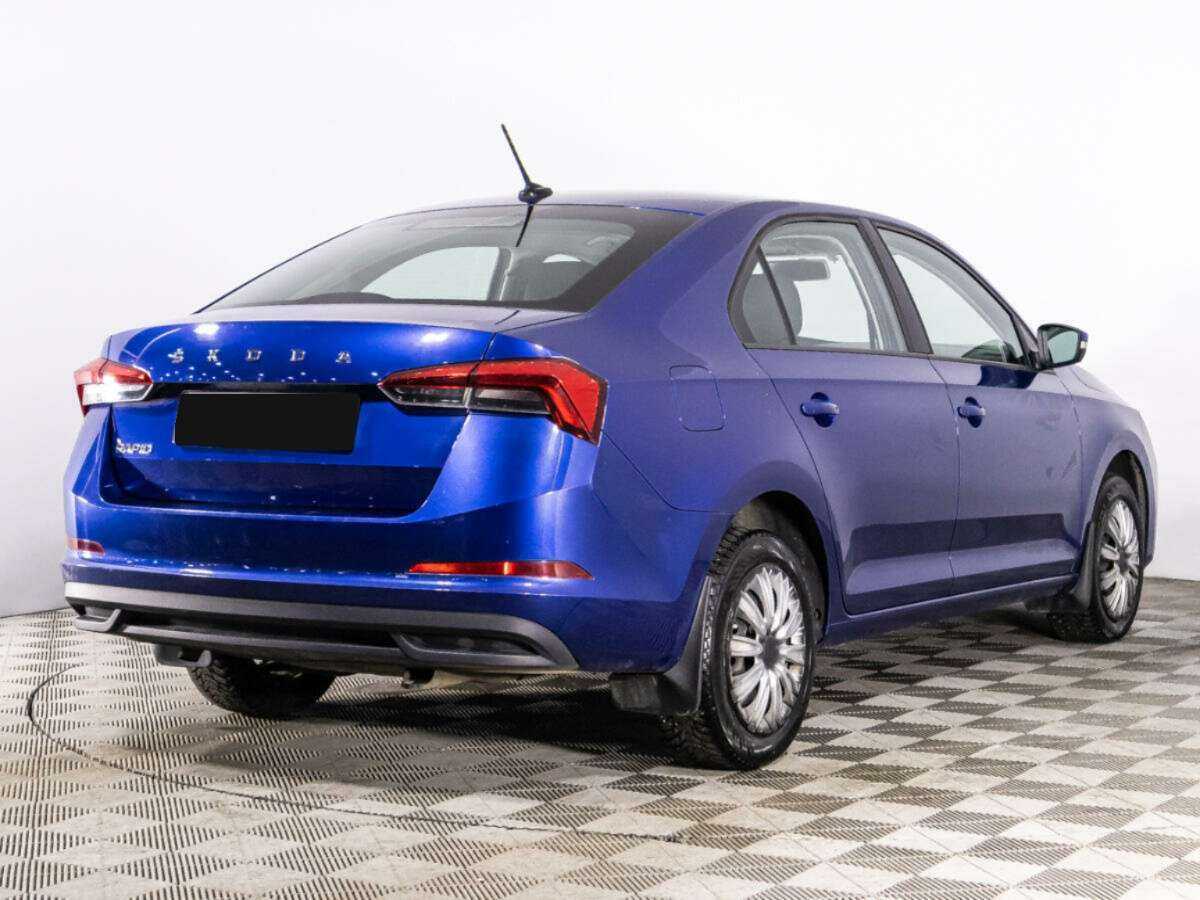 Купить Skoda Rapid с пробегом. Фото: #4