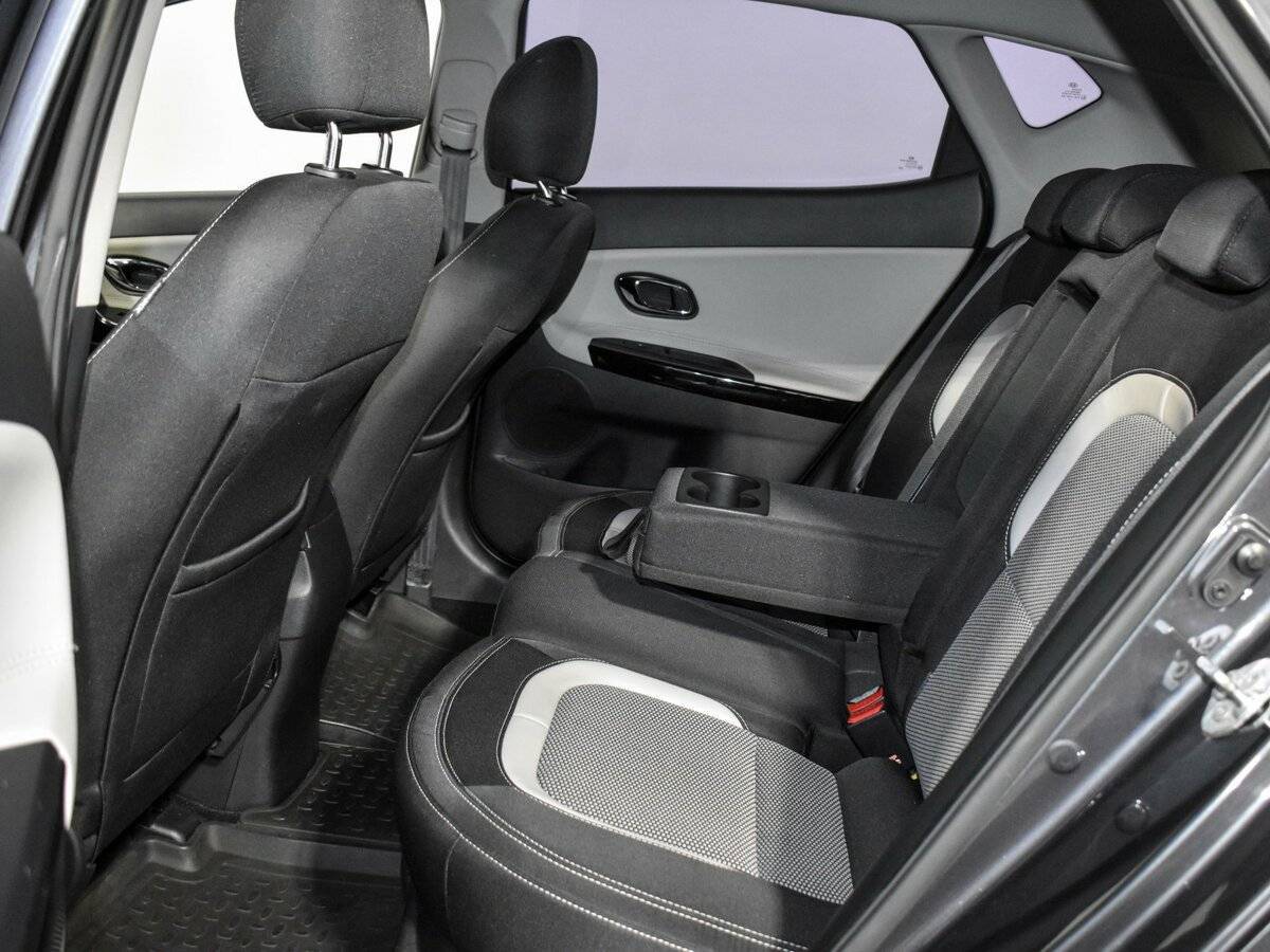 Купить Kia Ceed с пробегом. Фото: #10