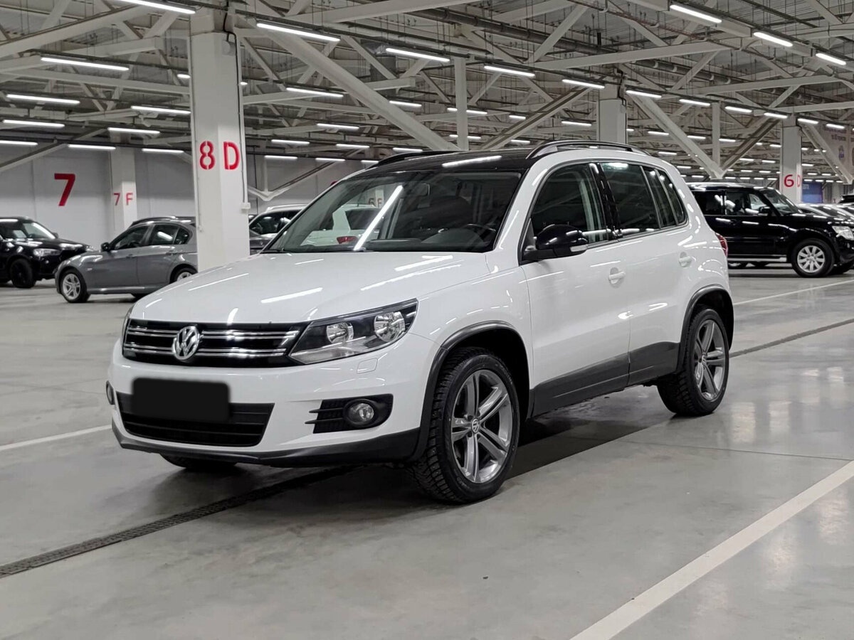 Купить Volkswagen Tiguan с пробегом. Посмотреть фото