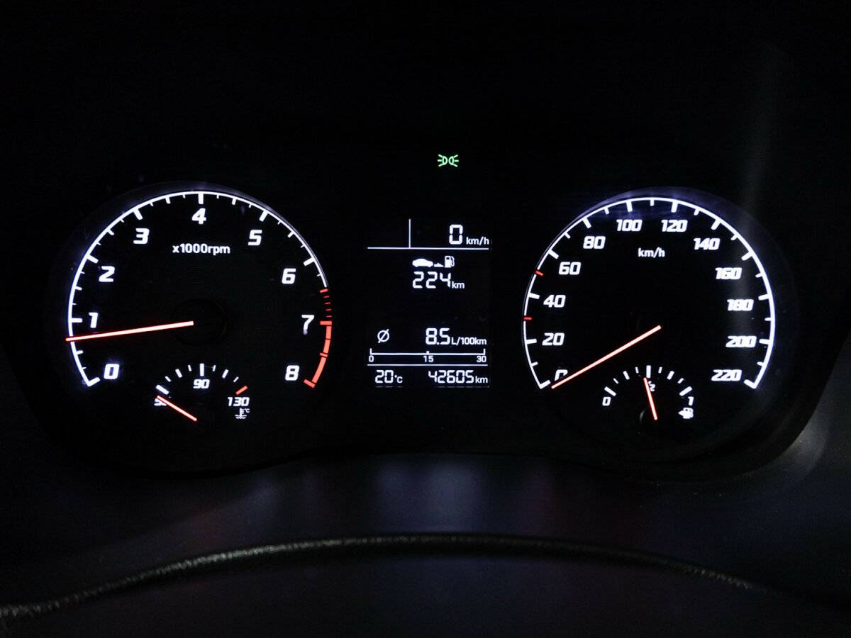 Купить Hyundai Solaris с пробегом. Фото: #11