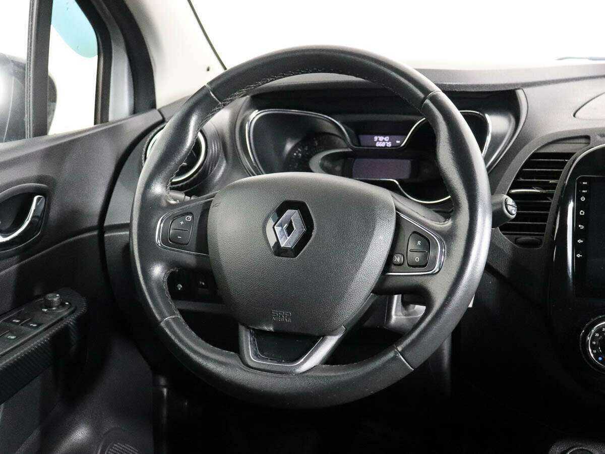 Купить Renault Kaptur с пробегом. Фото: #11