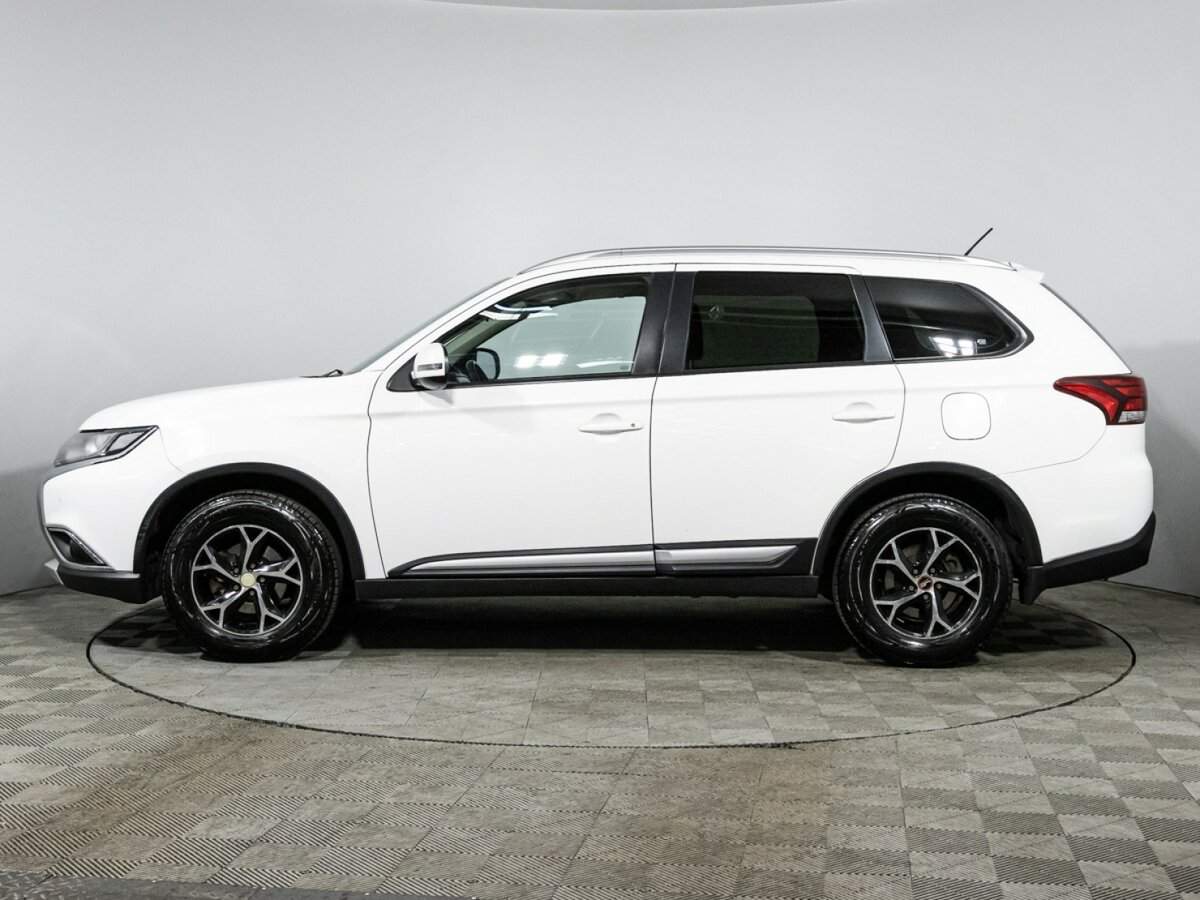Купить Mitsubishi Outlander с пробегом. Фото: #7