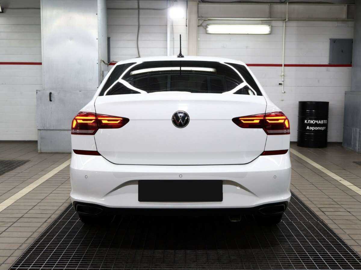 Купить Volkswagen Polo с пробегом. Фото: #3