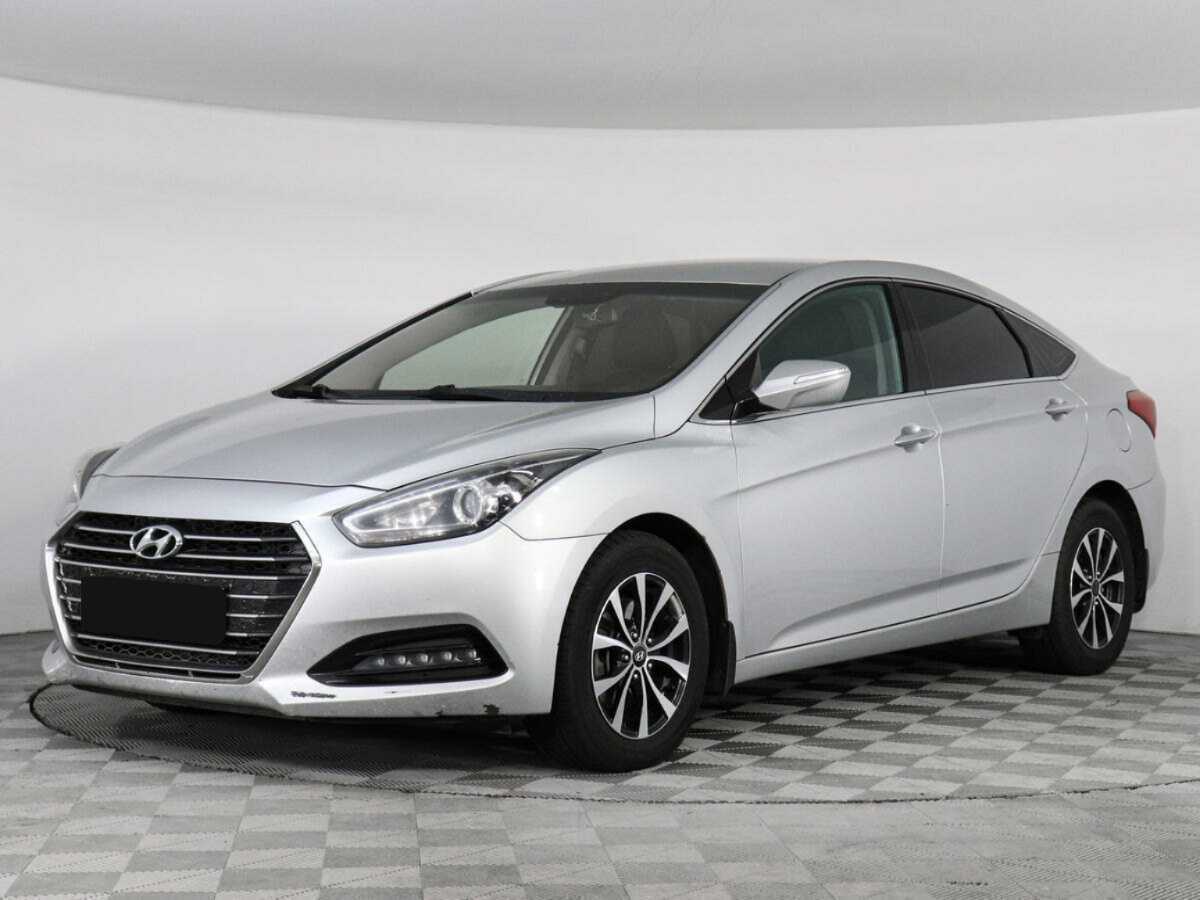 Купить Hyundai i40 с пробегом. Посмотреть фото
