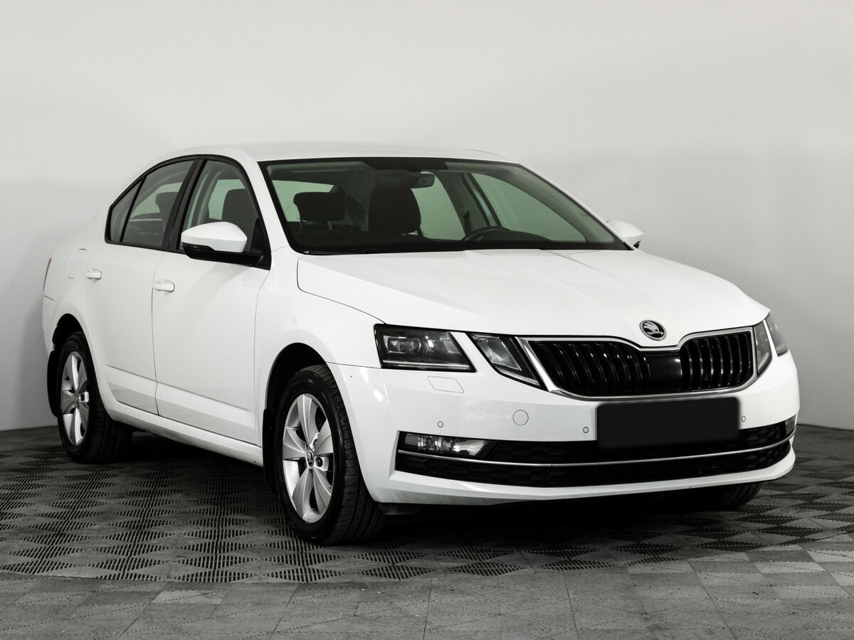 Купить Skoda Octavia с пробегом. Фото: #2