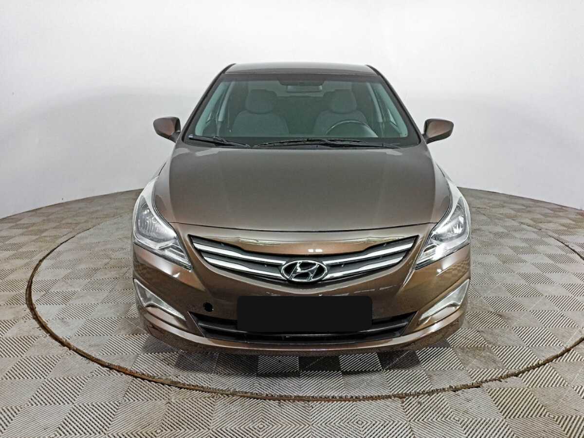 Купить Hyundai Solaris с пробегом. Фото: #1