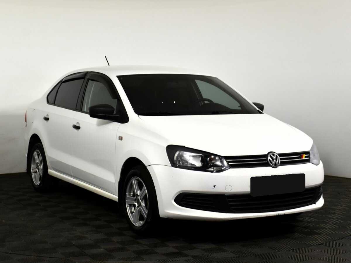 Купить Volkswagen Polo с пробегом. Фото: #2