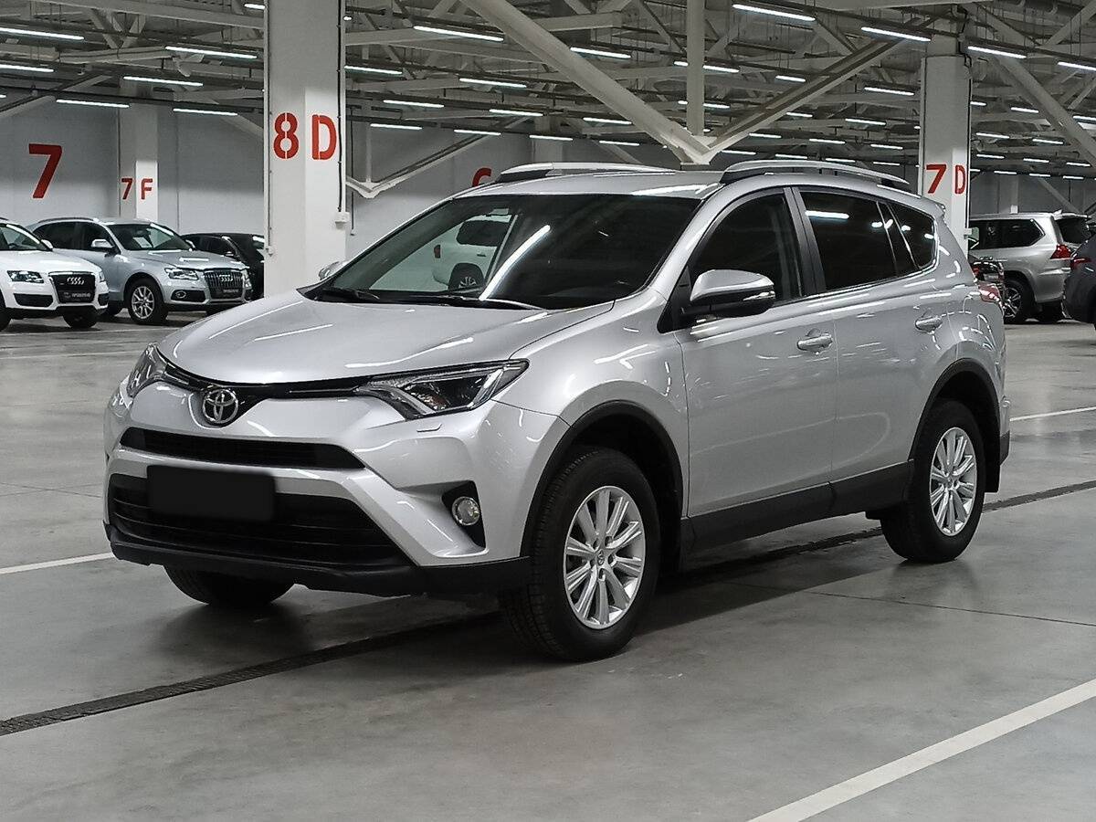 Купить Toyota RAV4 с пробегом. Посмотреть фото