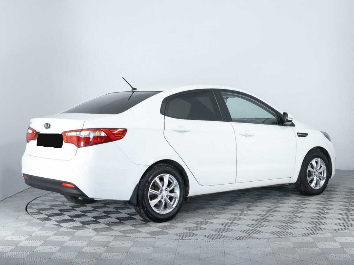 Купить Kia Rio с пробегом. Фото: #4