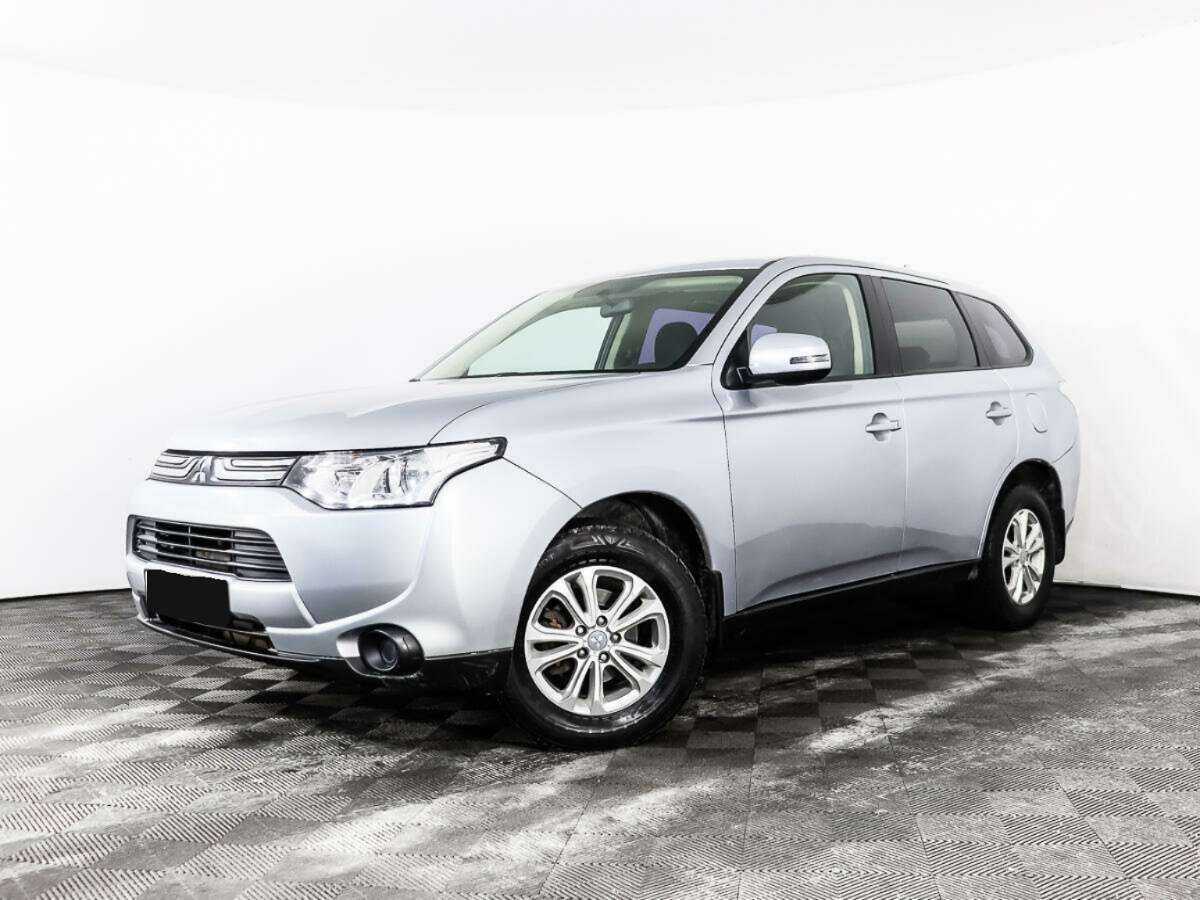 Купить Mitsubishi Outlander с пробегом. Посмотреть фото