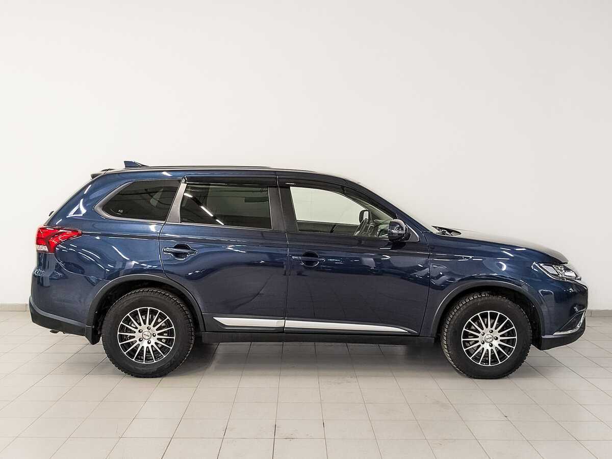 Купить Mitsubishi Outlander с пробегом. Фото: #3
