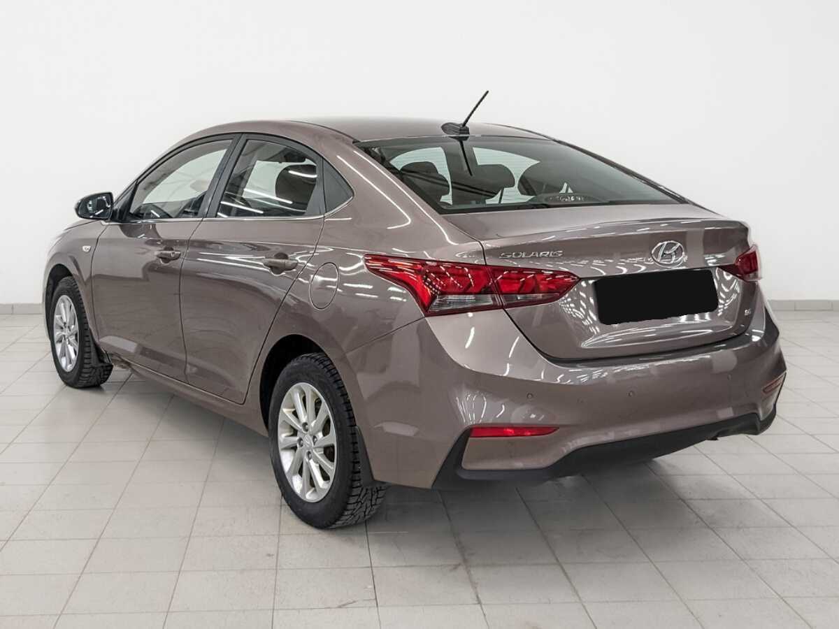 Купить Hyundai Solaris с пробегом. Фото: #6