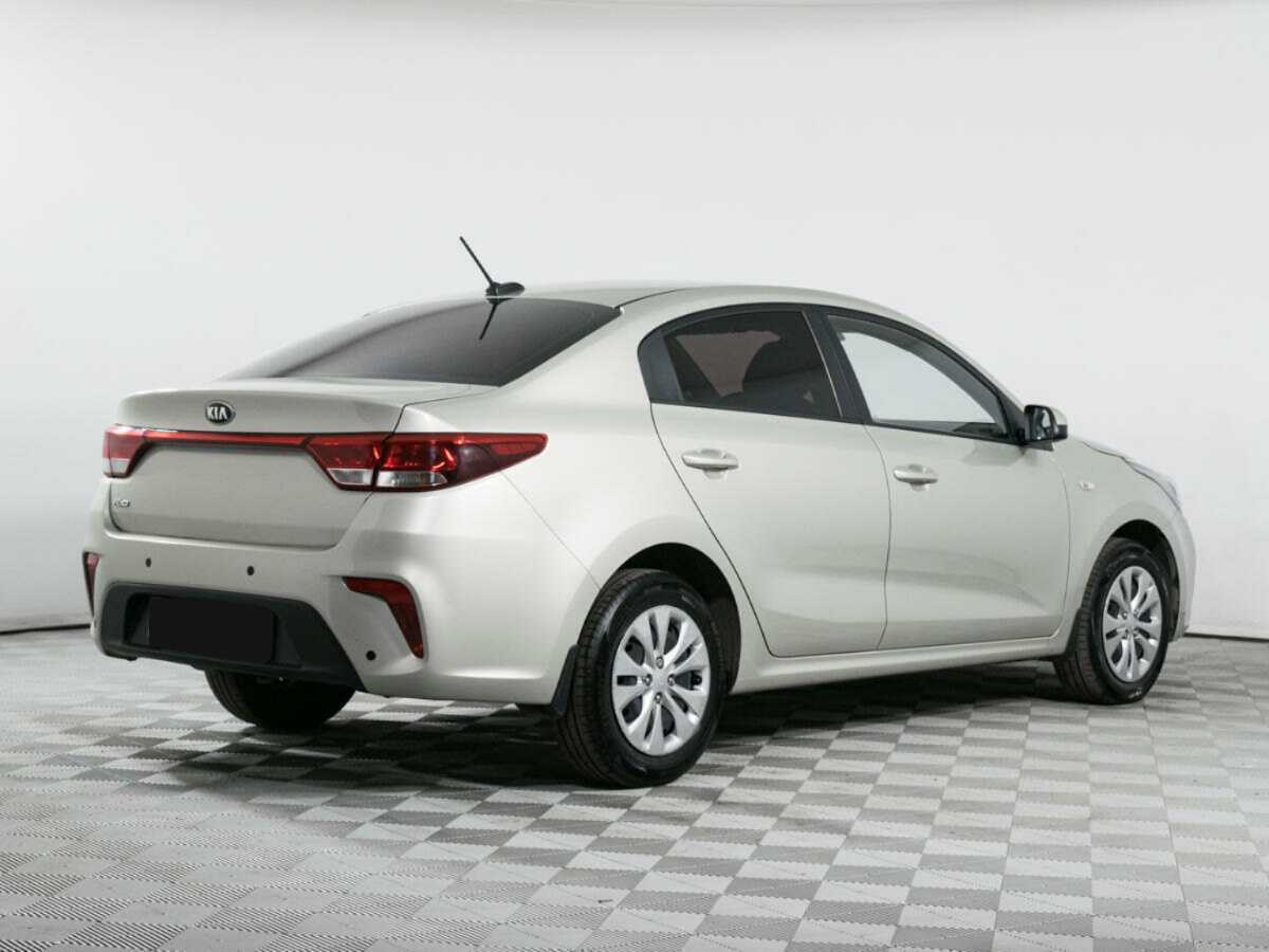 Купить Kia Rio с пробегом. Фото: #4
