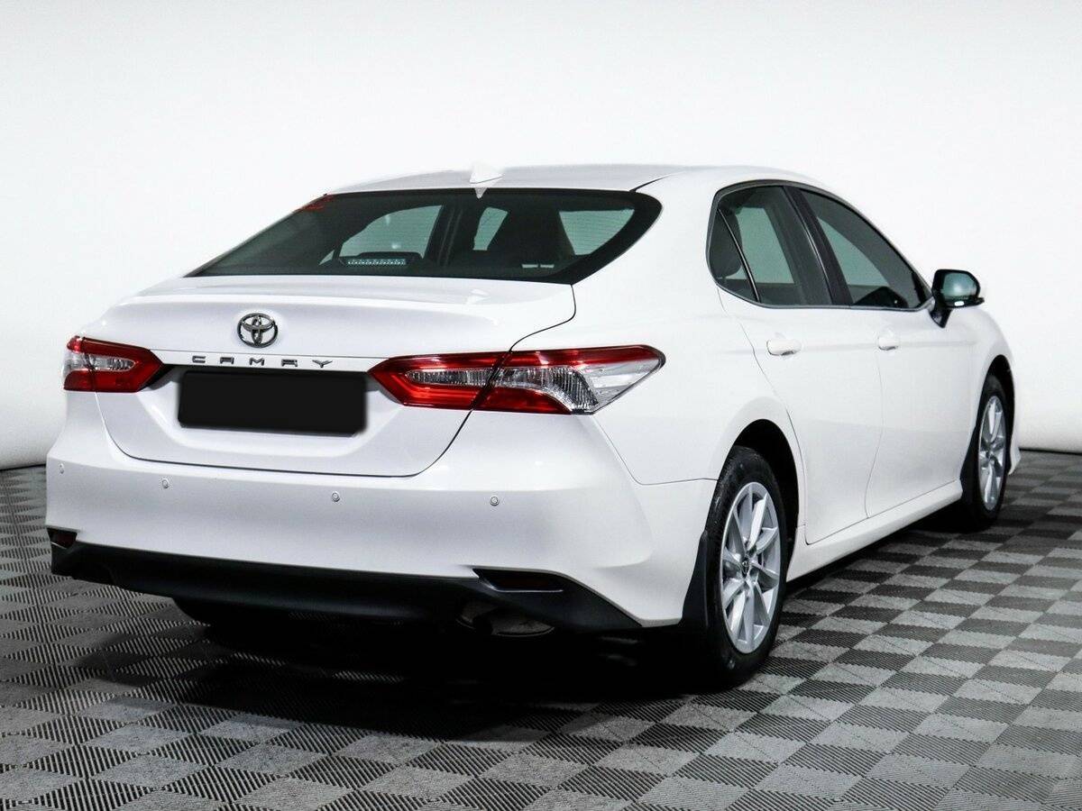 Купить Toyota Camry с пробегом. Фото: #4