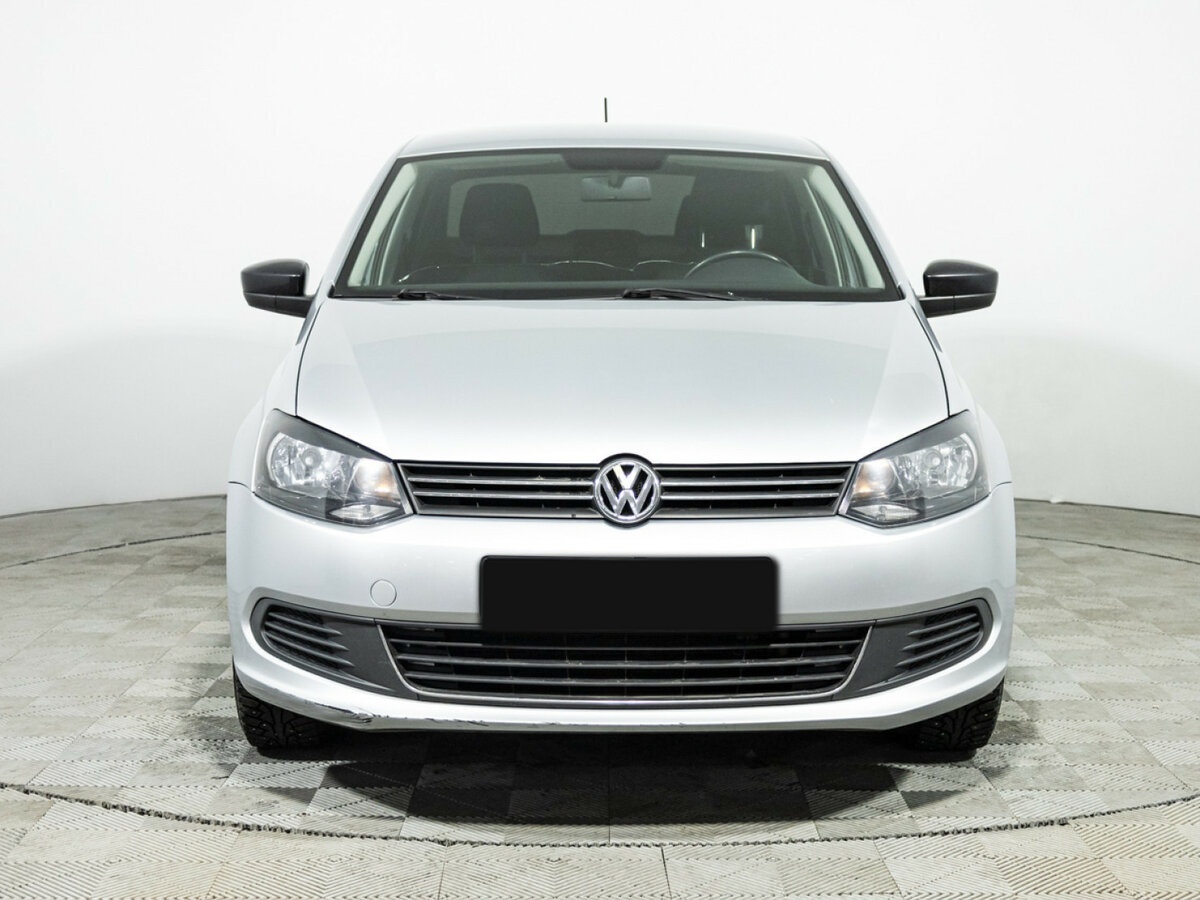 Купить Volkswagen Polo с пробегом. Фото: #1