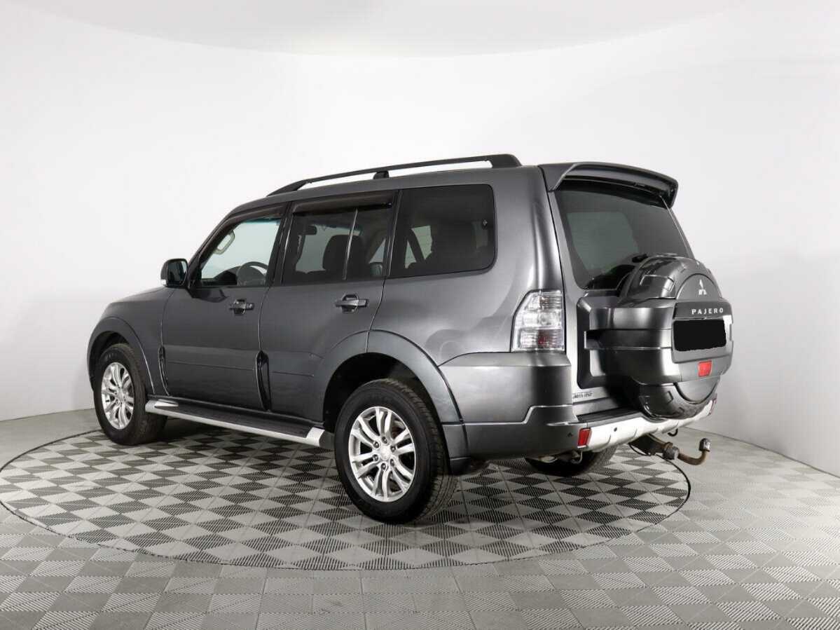 Купить Mitsubishi Pajero с пробегом. Фото: #5