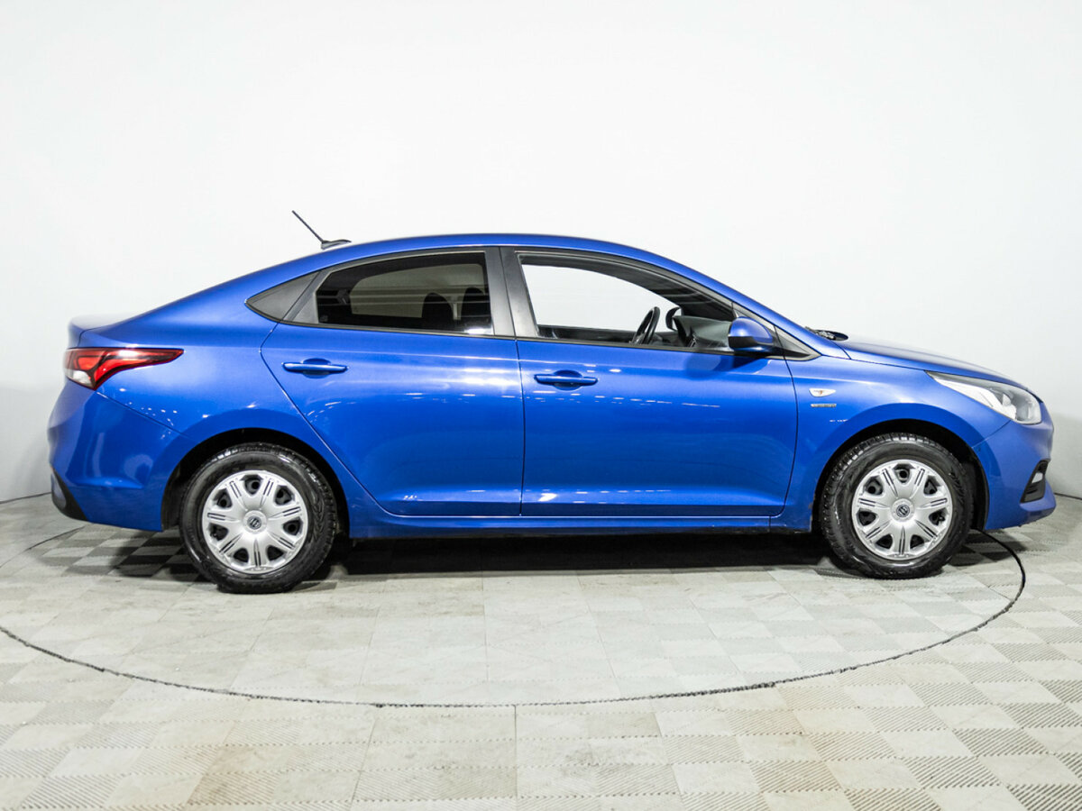 Купить Hyundai Solaris с пробегом. Фото: #3